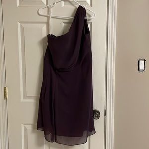 Bridesmaid dress. Short purple.